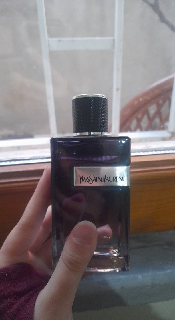 Yves Saint Laurent Siyah Minimalist Erkek Parfümü - Görsel 5