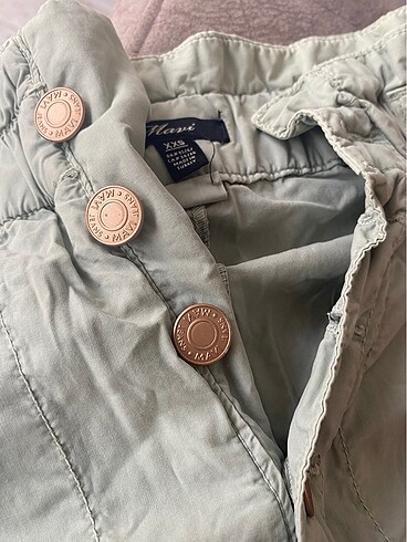 xs Beden Mavi yesil cok dügmeli pantolon