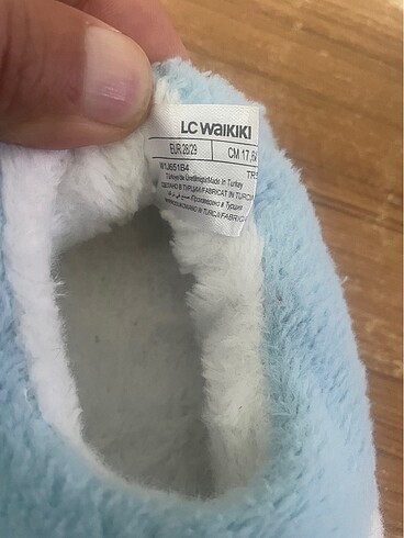 LC Waikiki Çocuk halı terlik 28 numara