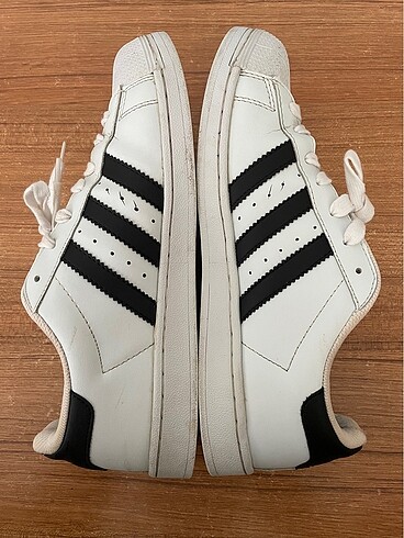 42 Beden Adidas spor ayakkabı 42 numara temiz