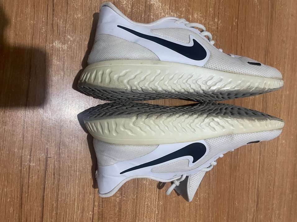 Nike orjınal 44 numara normal iş için defolu - Görsel 3