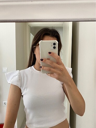Beyaz tshirt