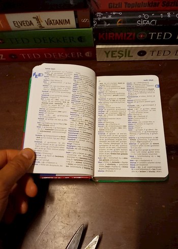 PONS BASİSWÖRTBUCH TURKISCH 2011 - Görsel 4