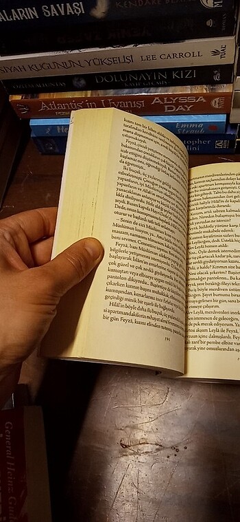 HUZUR SOKAĞI (NORMAL ROMAN BOY)

2011 - Görsel 9