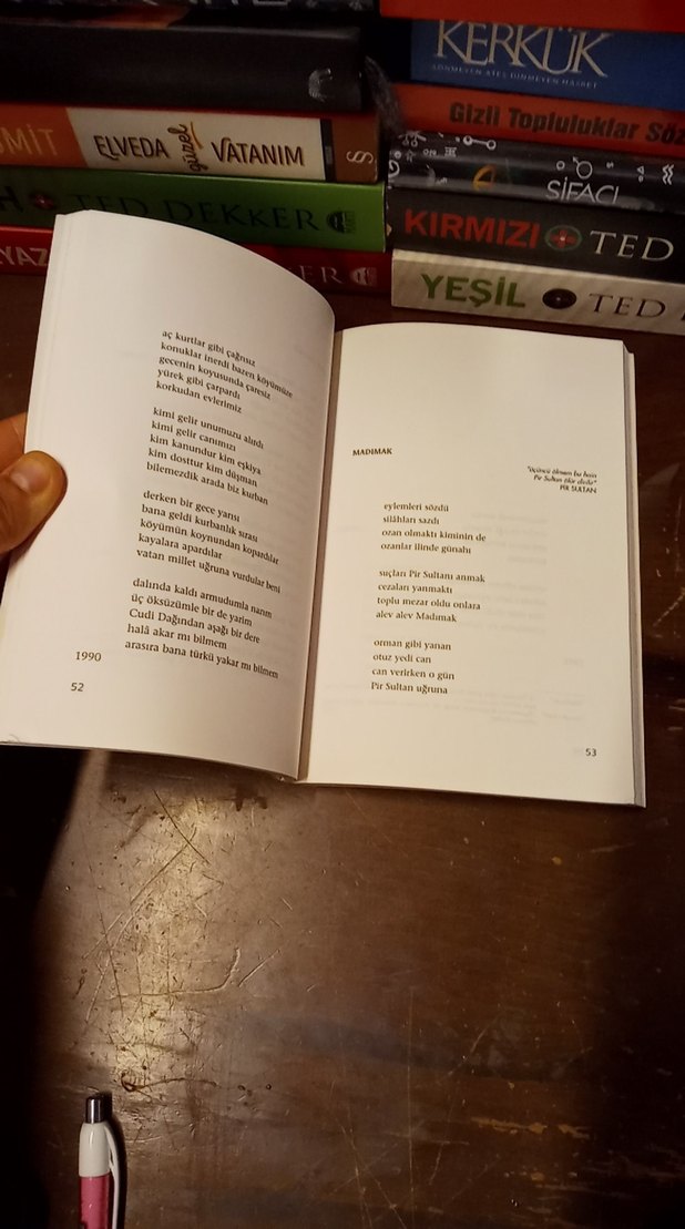 Elele Büyüttük Sevgiyi - Bülent Ecevit - Görsel 4