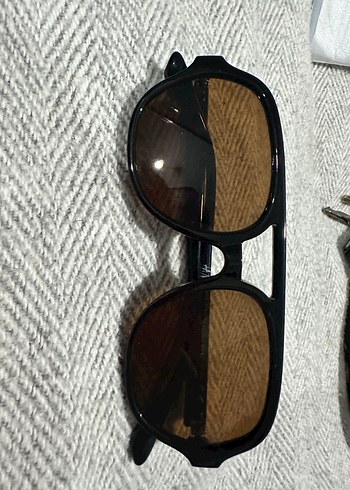 Kahverengi Tokalı Retro Kadın Güneş Gözlüğü - Görsel 3