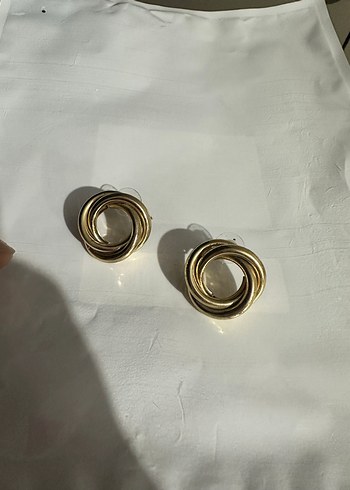 Vintage Altın Tokalı Midi Küpe - Görsel 2