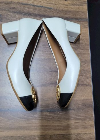 Tory Burch Klasik Tokalı Beyaz Kadın Topuklu Ayakkabı