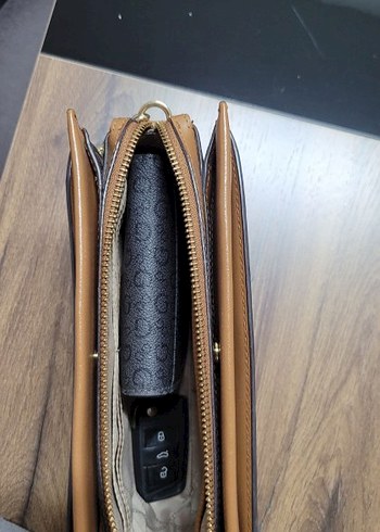 Michael Kors Michael Kors Zincir Detaylı Kahverengi Deri Çanta