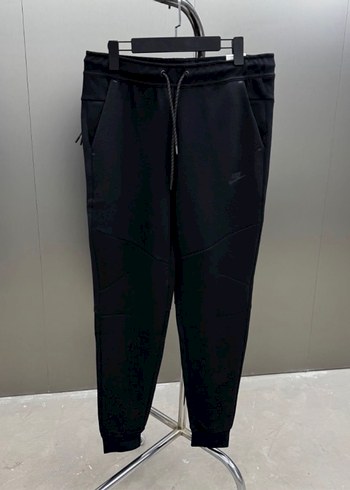 Nike Tech Fleece eşofman altı - Görsel 3