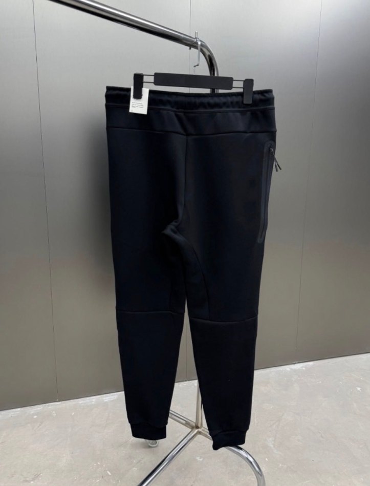 Nike Tech Fleece eşofman altı - Görsel 2