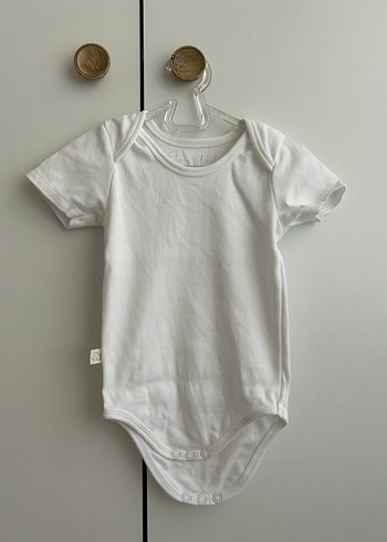 Kısa Kollu Beyaz Bebek Çıtçıtlı Body