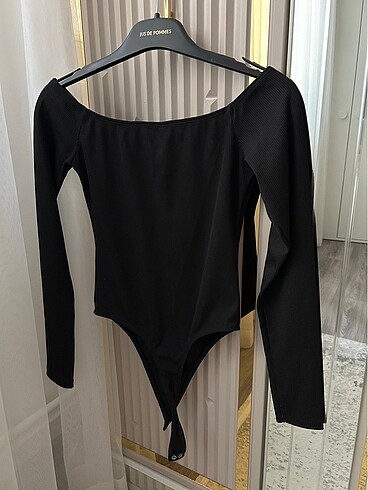 s Beden Bershka body