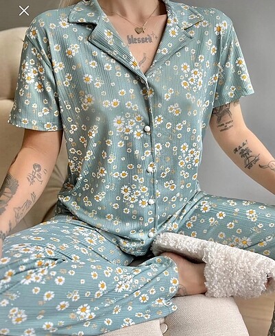Kadın pijama takımı