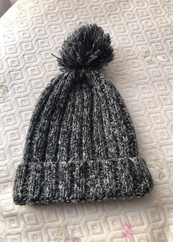 Gri Örgü Kadın Bere Ponponlu - Görsel 2