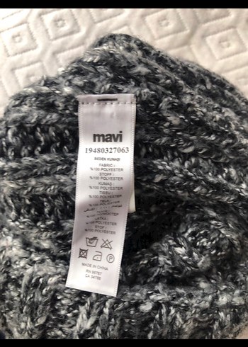 Gri Örgü Ponponlu Kadın Bere - Görsel 2