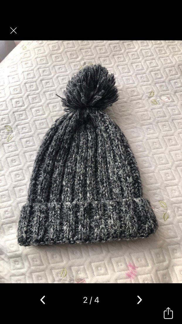 Gri Örgü Ponponlu Kadın Bere - Görsel 3