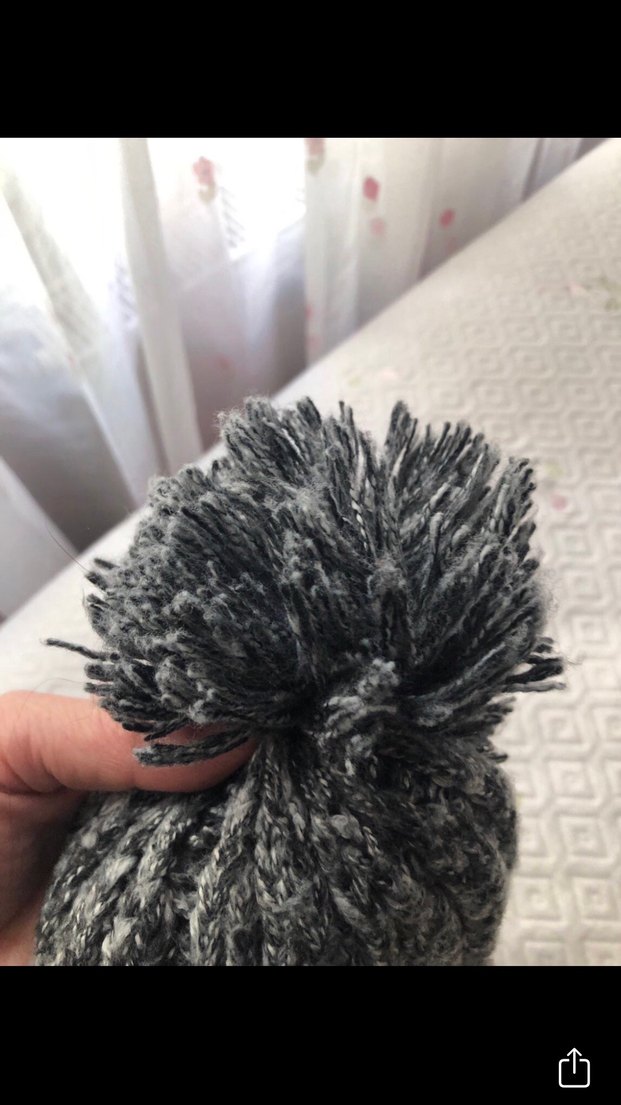 Gri Örgü Ponponlu Kadın Bere - Görsel 4