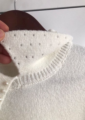 İnci Detaylı Beyaz Triko Kazak - Görsel 4