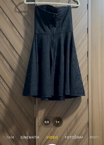 Pull and Bear Siyah Straplez Midi Elbise