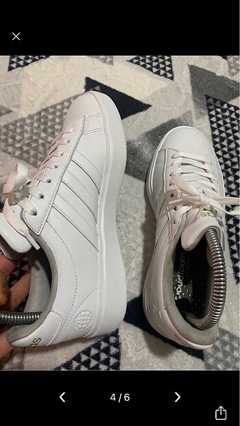 38 Beden beyaz Renk Adidas 38 numara beyaz sneaker