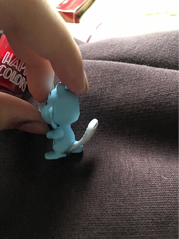  Beden Kinder joy figür+ HC405 flormar oje