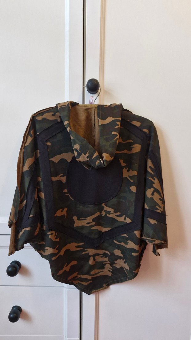 Kamuflaj Desenli Kadın Panço - Görsel 2