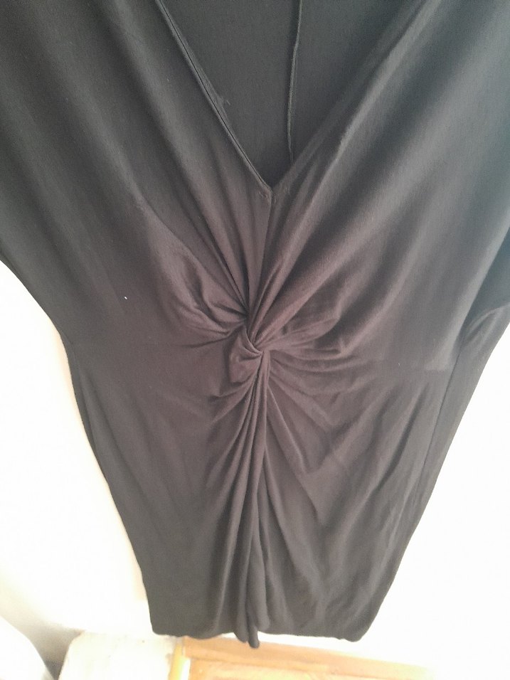 Siyah V Yaka Drapeli Elbise - Görsel 2