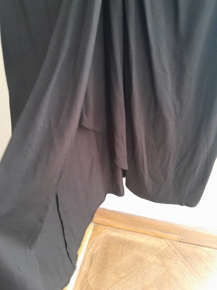 Siyah V Yaka Drapeli Elbise - Görsel 3