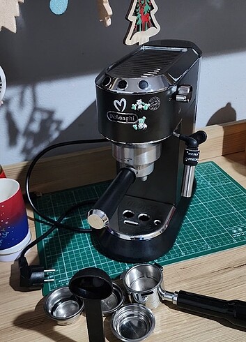 Delonghi Dedica EC685 bk 