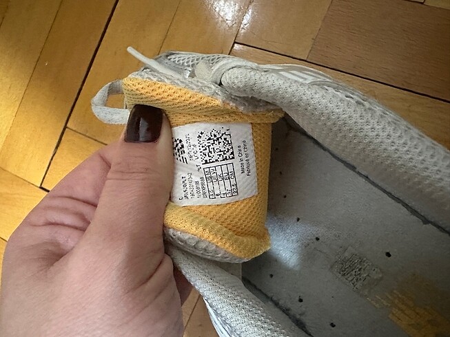 37 Beden beyaz Renk New Balance 530