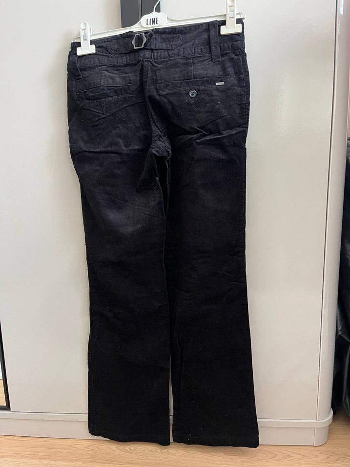 Düğmeli Siyah Denim Kadın Pantolon - Görsel 2