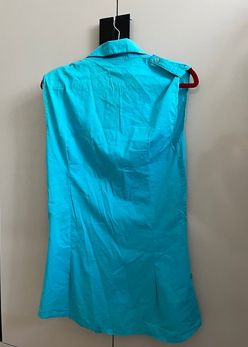 Düğmeli Mavi Kolsuz Kadın Gömlek - Görsel 2