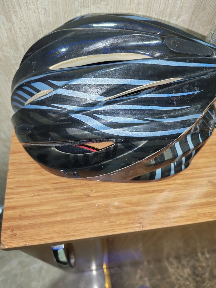 Desenli Mavi Kemerli bidiklet Kaskı - Görsel 4