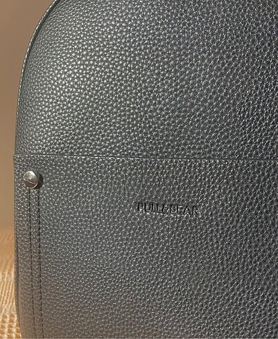  Beden Pull&Bear sırt çantası tertemiz
