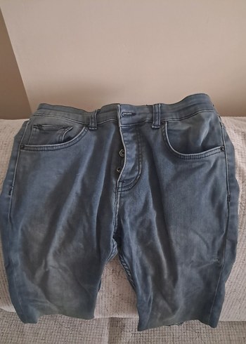 34 Beden Düğmeli Gri Erkek Midi Denim Şort