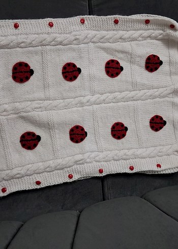 Nakışlı Örme Beyaz Çocuk Battaniyesi - Görsel 5