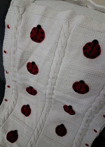 Nakışlı Örme Beyaz Çocuk Battaniyesi - Görsel 7