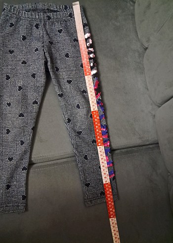 Kız Çocuk Gri Düğmeli Baskılı Tayt - Görsel 6