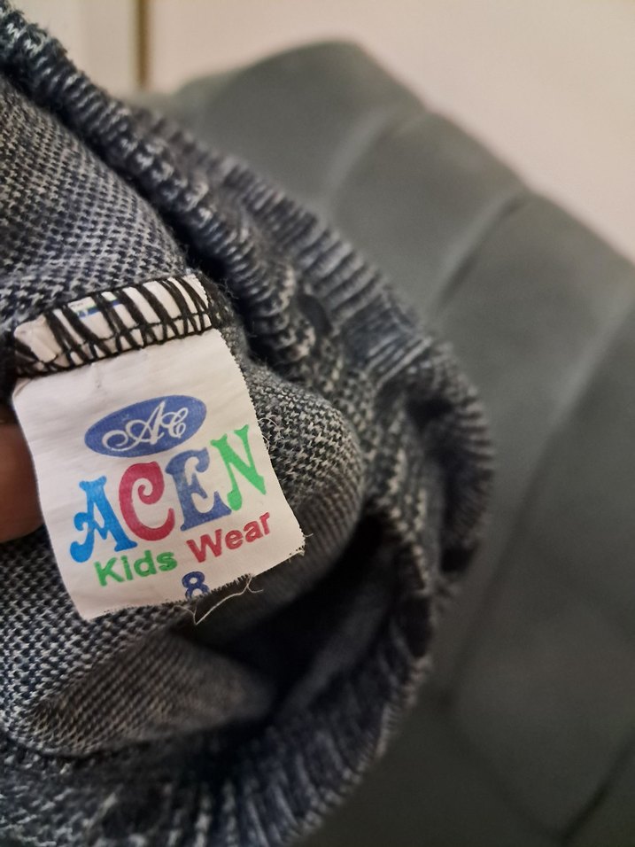 Kız Çocuk Gri Düğmeli Baskılı Tayt - Görsel 4