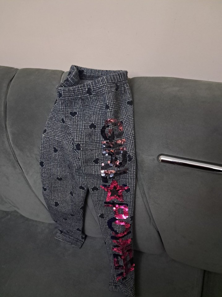 Kız Çocuk Gri Düğmeli Baskılı Tayt - Görsel 3