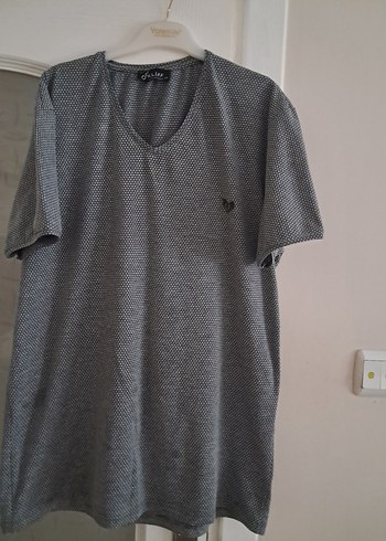 xl Beden Erkek Gri V Yaka Kısa Kollu Tişört