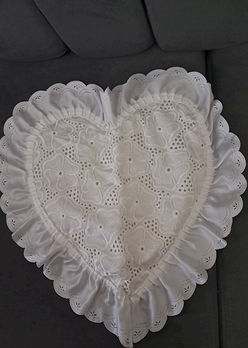 Gri İşlemeli Yatak Örtüsü - Görsel 18