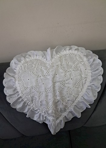 Gri İşlemeli Yatak Örtüsü - Görsel 20