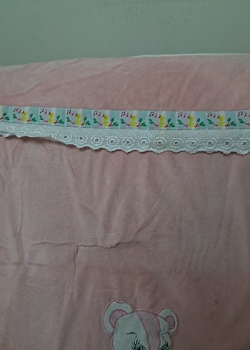 Pembe Nakışlı Çocuk Battaniyesi - Görsel 4