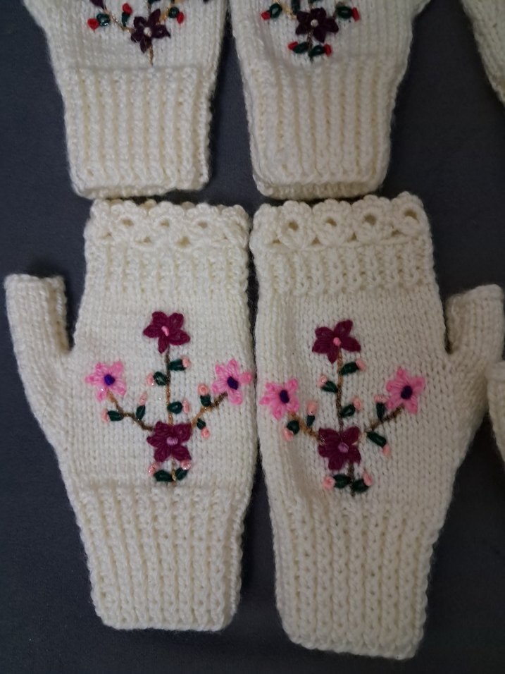 Renkli Nakışlı Bohem Örgü Eldivenler - Görsel 4