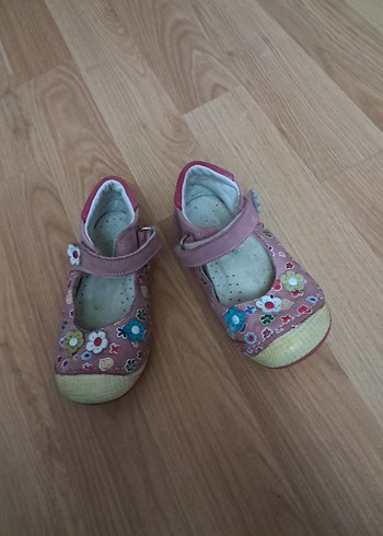 Çiçek Desenli Kız Bebek İlk Adım Ayakkabısı - Görsel 6