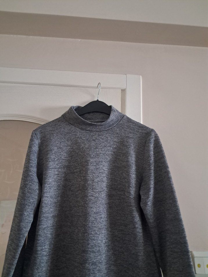 Kadın Gri Yüksek Yakalı Triko Elbise - Görsel 4