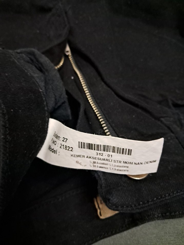 Siyah Kemerli Kadın Denim Pantolon - Görsel 5