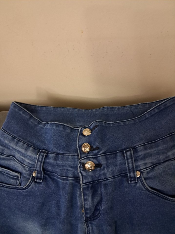 Düğmeli Kadın Mavi Kot Pantolon - Görsel 3